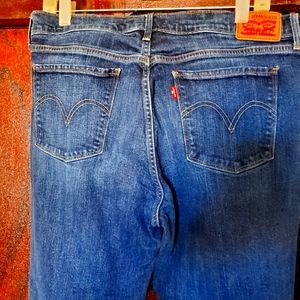 Women Levi 515 bootcut jeans